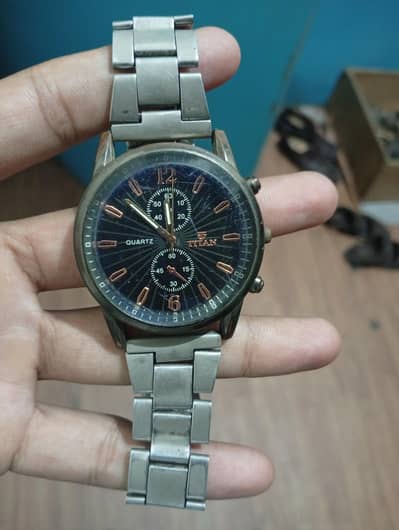 Titan Quartz Analog Men's Watch – Metal Strap – Used – Good Condition