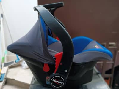 Car seat and baby cot