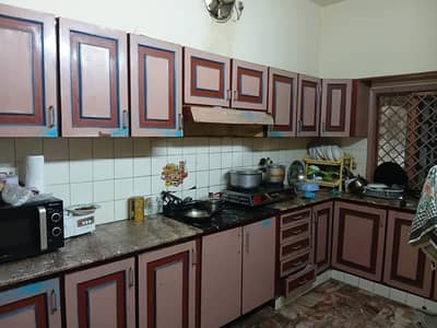 Block-1 1st 3 Bed D D. 240 Yard. Portion 88k Dmd  Will Be 85 *Code(16591)*