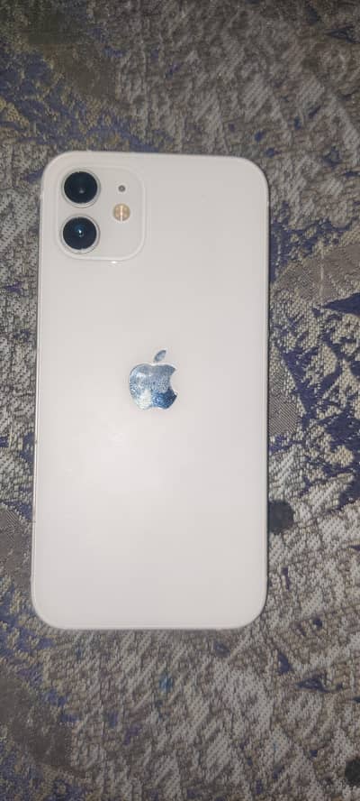 Apple iPhone 12