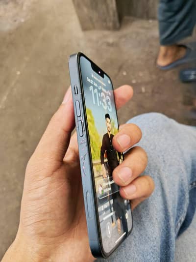 Apple iPhone 14