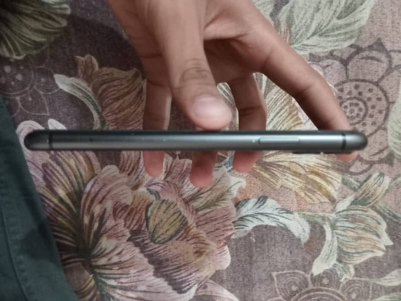 Apple iPhone 11 5
