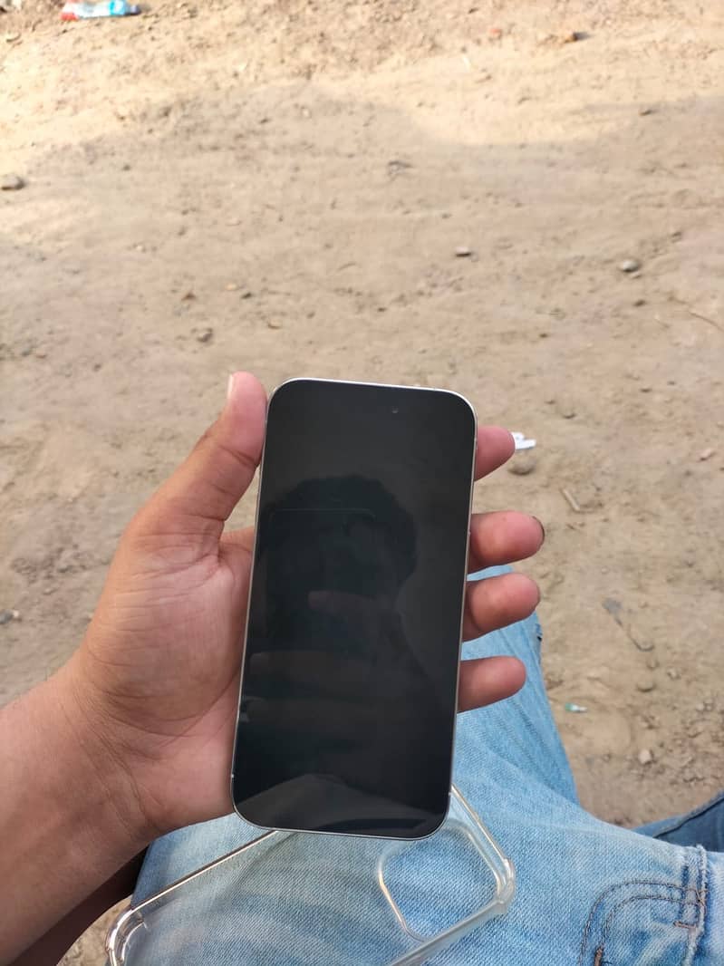 Apple iPhone 14 Pro 4