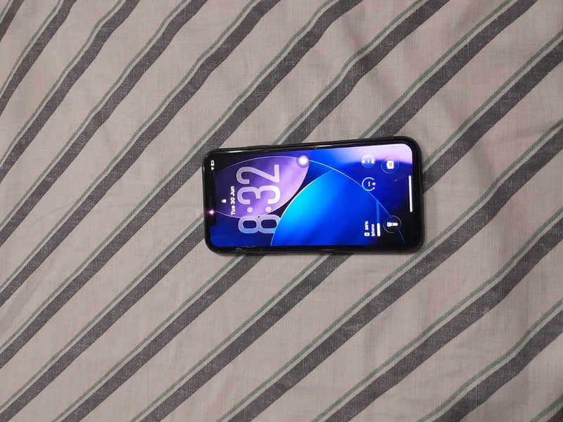 Apple iPhone 11 7