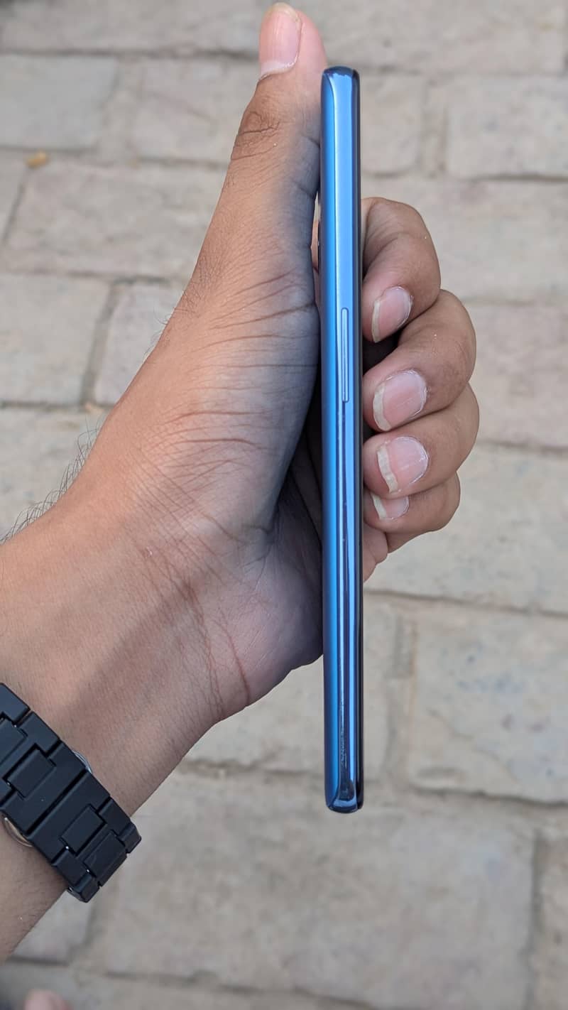 One Plus 9 5G 2