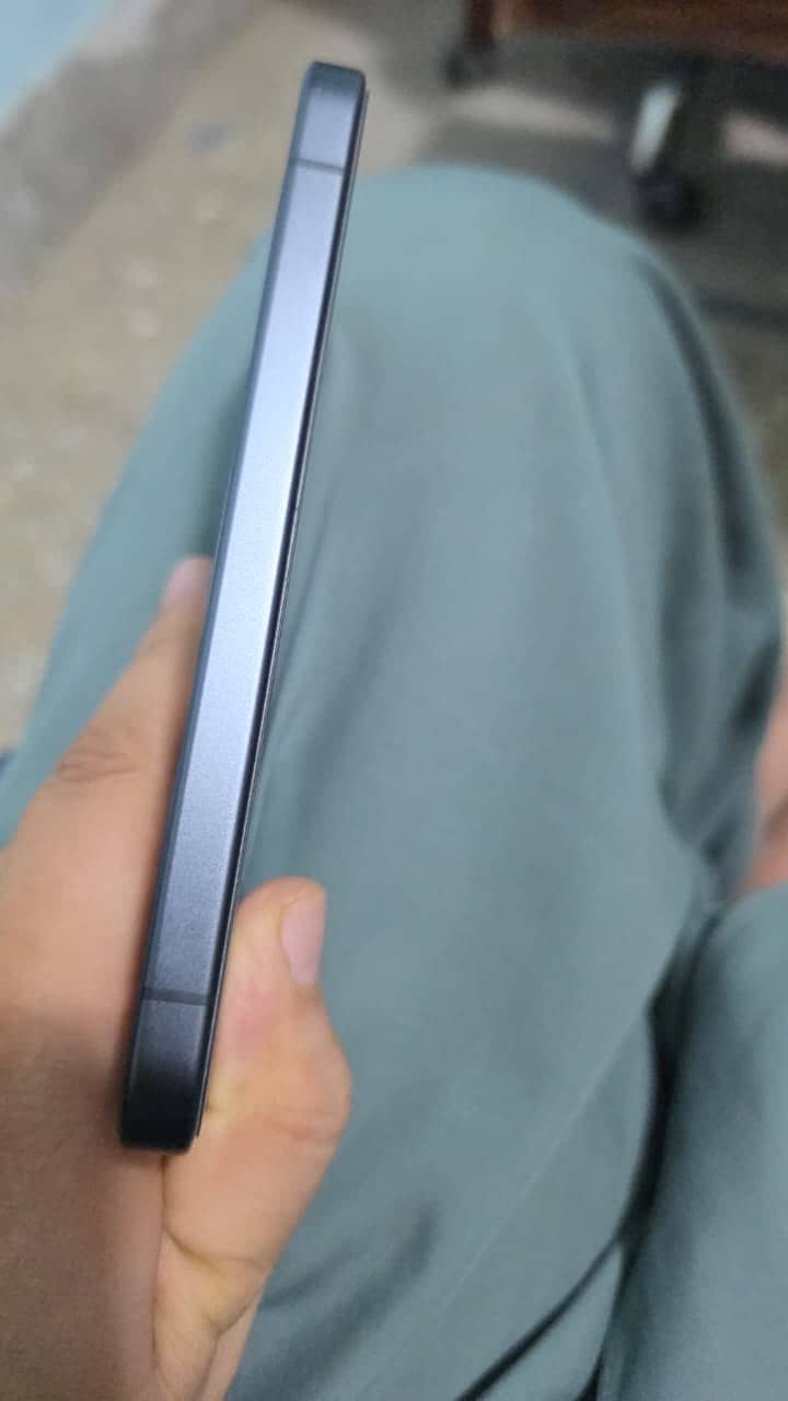 Google  Pixel 9a 2