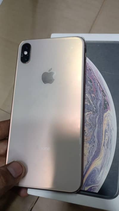 Iphone Xs Max with box