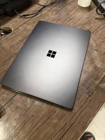 Microsoft Surface Laptop 4