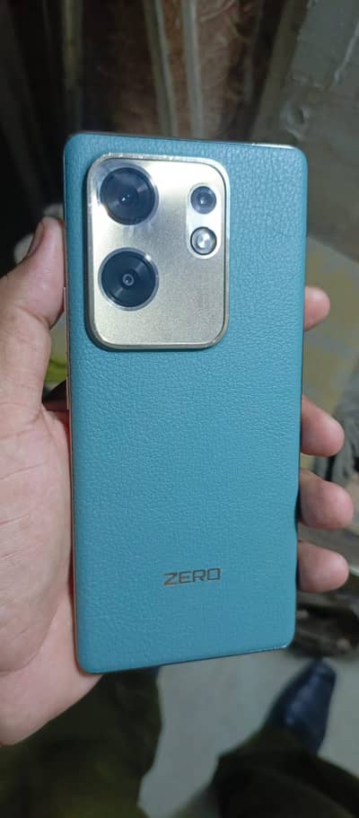 Infinix Zero 30 12/256 10/10