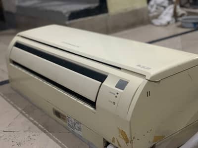 Mitsubishi Mr Slim 1 Ton AC