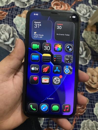 Apple iPhone 11 battery health 85 water pack with box