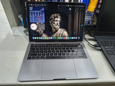 Apple Mac Book Pro