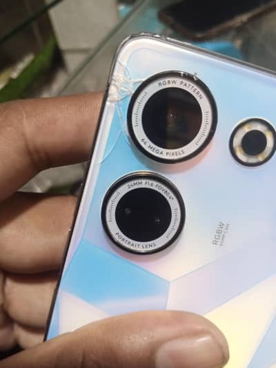 Tecno CAMON 20
