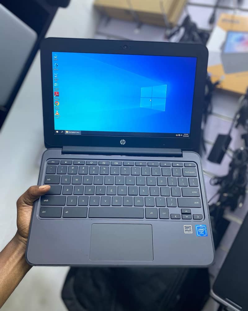 Chromebook 0