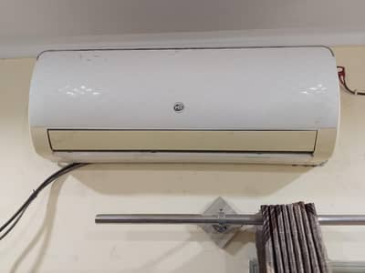 Pel Inverter AC