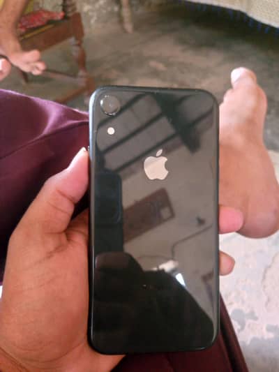 Apple iPhone XR
