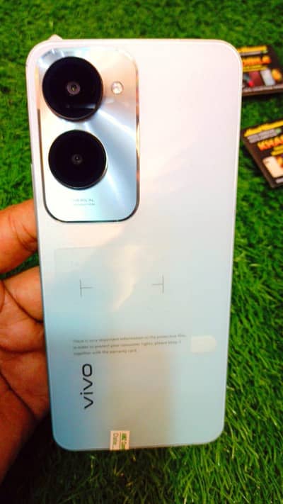 Vivo Y28s