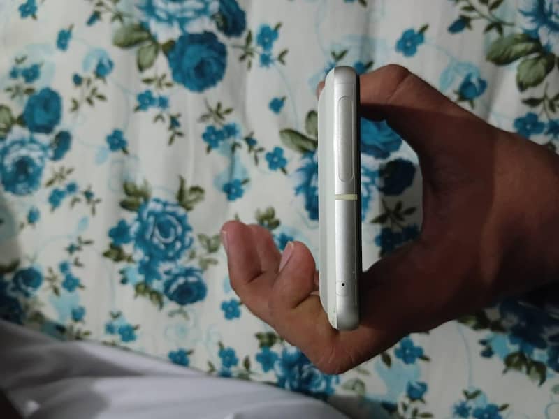 Google Pixel 7 2