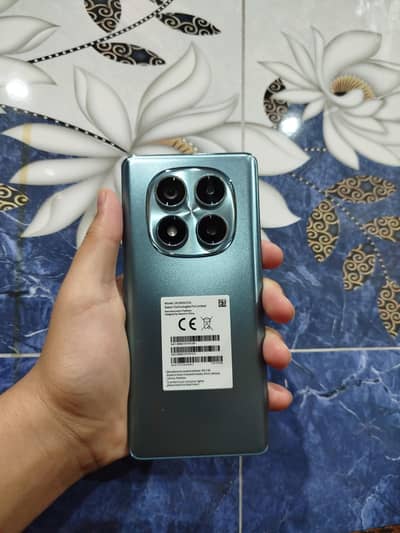 Xiaomi Redmi Note 14 Pro
