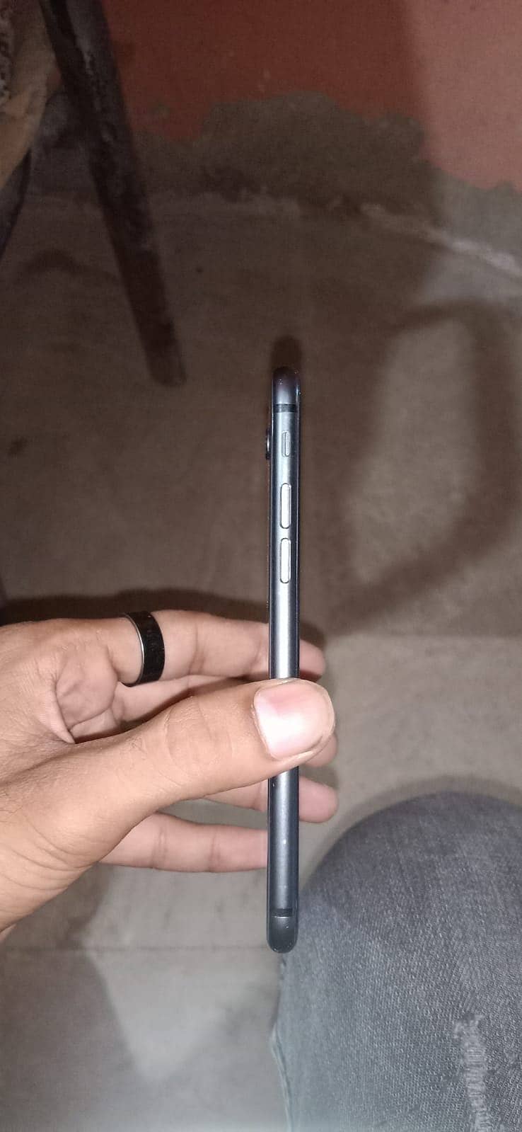 Apple iPhone 8 4