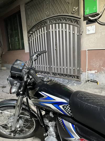 Honda CG 125 (2025)