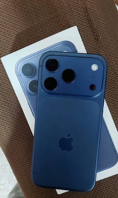 Apple iPhone 17 Pro Jv Brand New with box and cover
