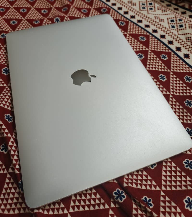 MacBook pro 0