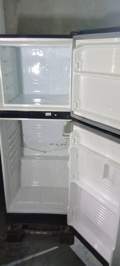 fridge new condition