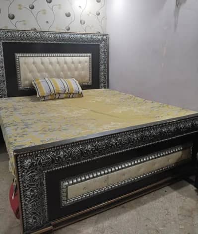double bed and dressing table