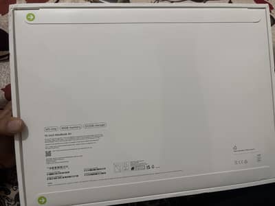 M5 chip 15-inch Macbook Air box pack