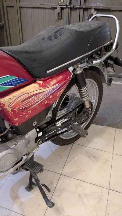 Super Asia CD70