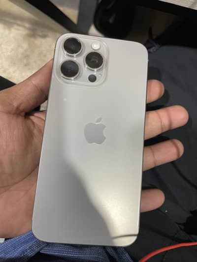 Apple iPhone 15 Pro Max