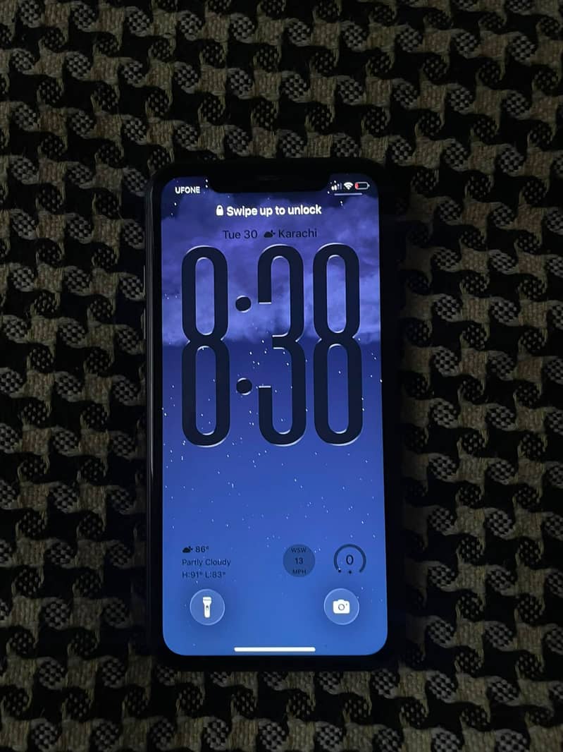 Apple iPhone 11 0