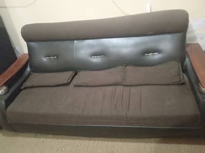 5 seater sofa set for sale in good condition