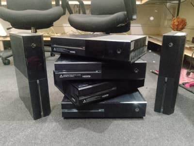 Xbox one (with supply) 6 pieces 10/10 condition for sale