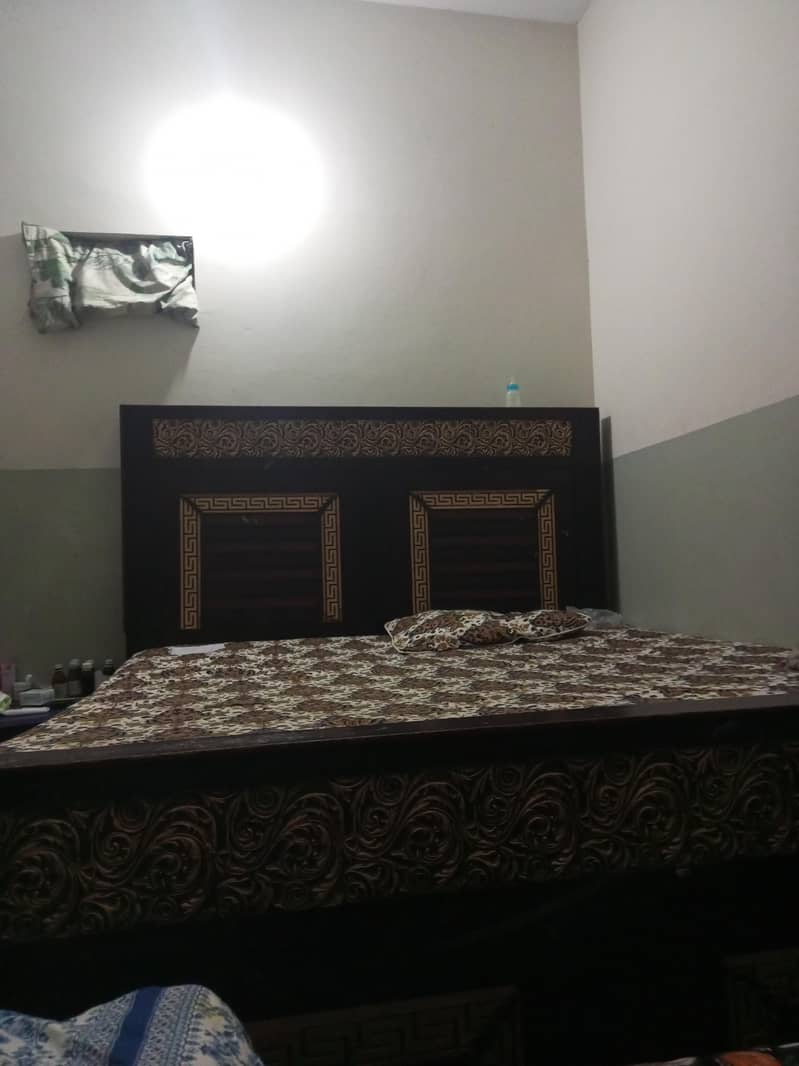 a bed 0