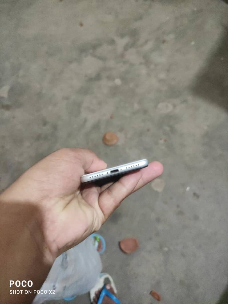 Apple iPhone SE 2