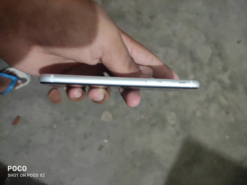 Apple iPhone SE 4