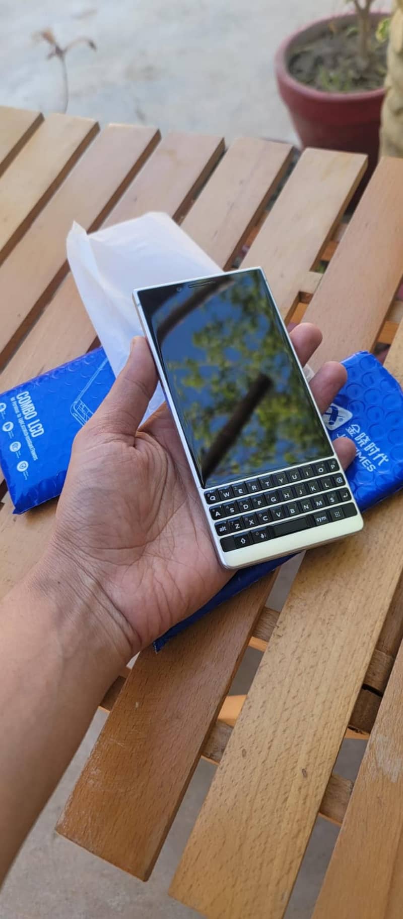BlackBerry KEY2 2