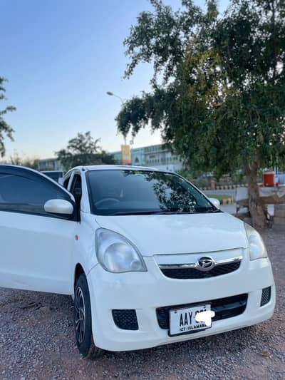 Daihatsu Mira 2012
