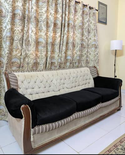 Elegant 5-Seater Sheesham Wood Sofa Set with Velvet Finish