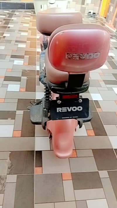 Revoo A04 electric Bike