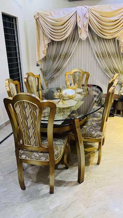 6 seater royal dining table