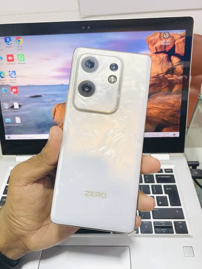 Infinix Zero 30