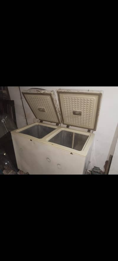 Dawlance double door deep freezer for sale
