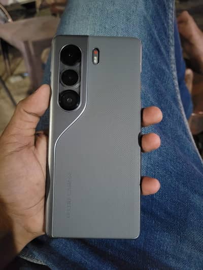 Tecno CAMON 40 Pro