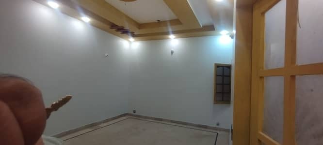 Upper Portion Sized 120 Square Yards Available In Gulistan-e-Jauhar - Block 15