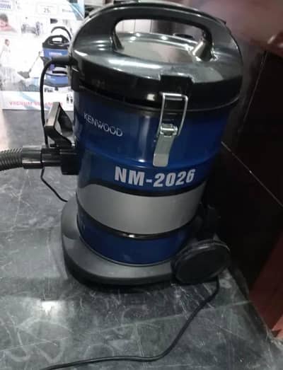 Vaccum Cleaner (Kenwood)