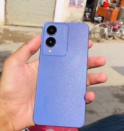 Vivo Y17s 4+4 128 gb with box charger condition 10 by 8