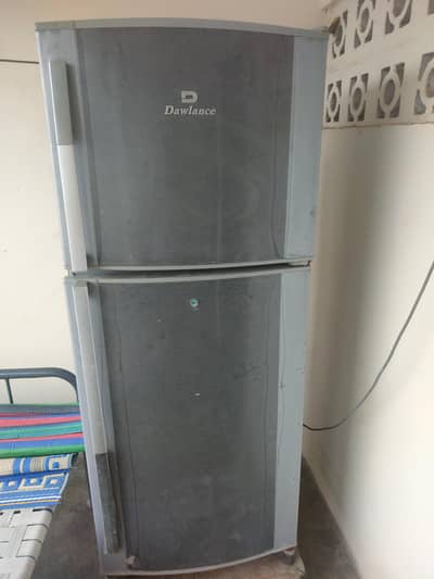 urgent sale used full size dowlance fridge